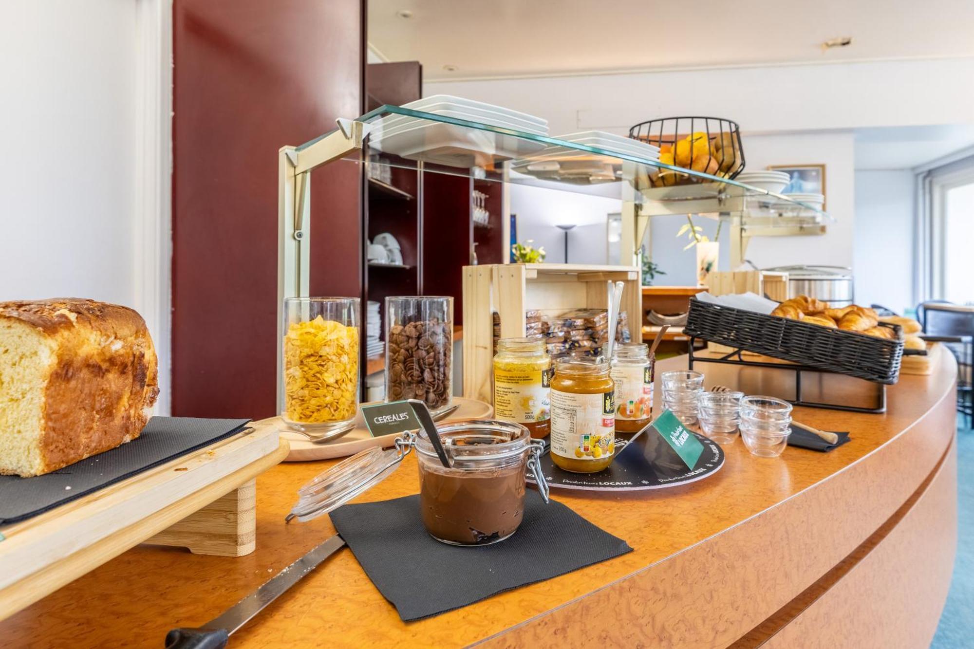 Brit Hotel Le Parc Vichy Bellerive-sur-Allier Kültér fotó